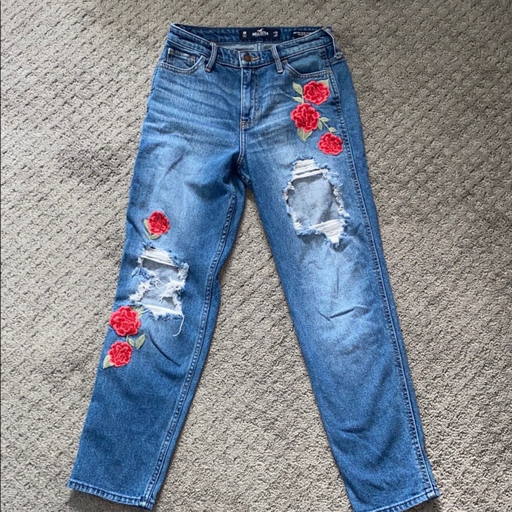 Holister High Rise Slim Straight Jeans